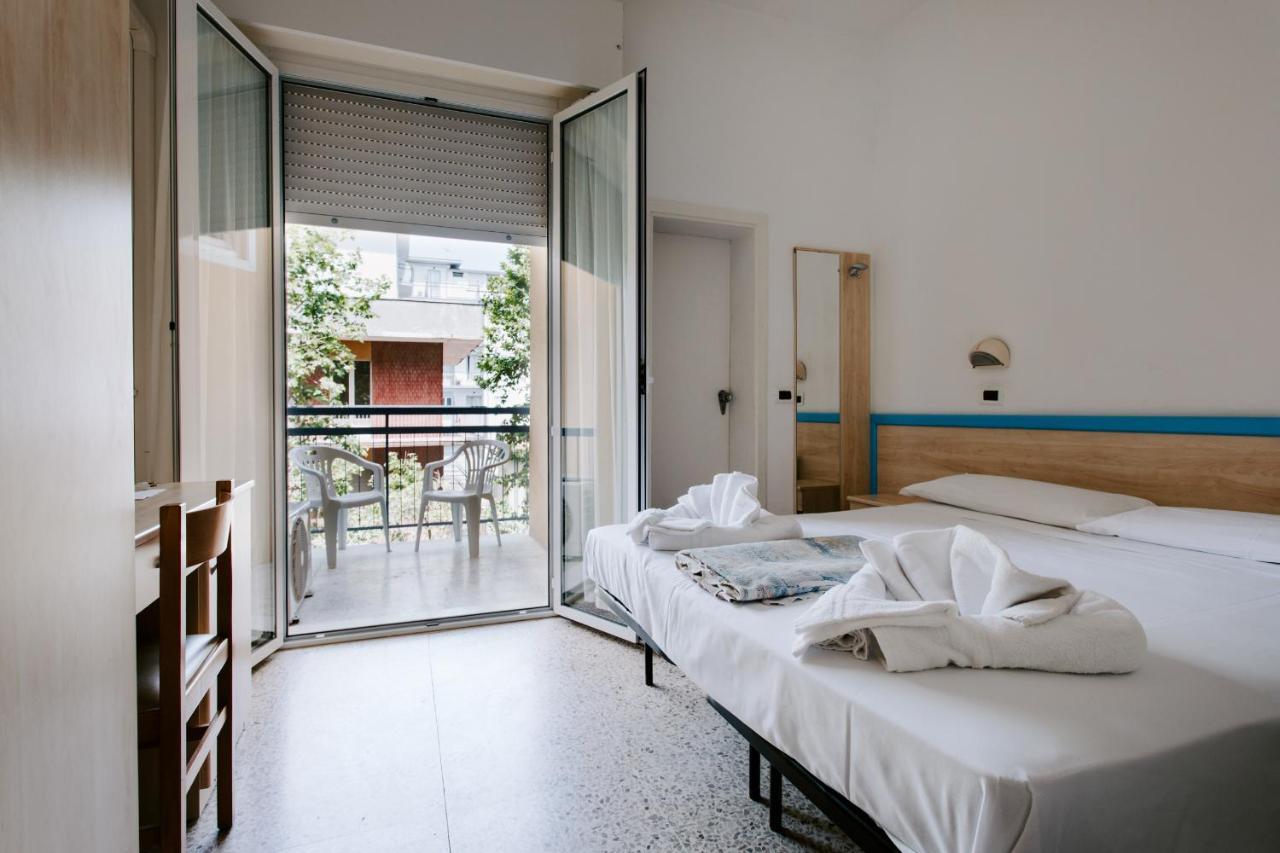 Hotel Edward Bellaria-Igea Marina Exterior photo
