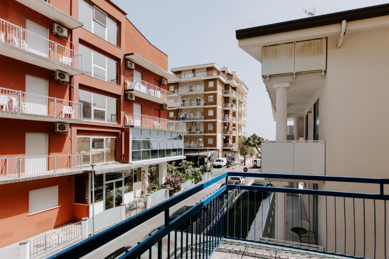 Hotel Edward Bellaria-Igea Marina Exterior photo