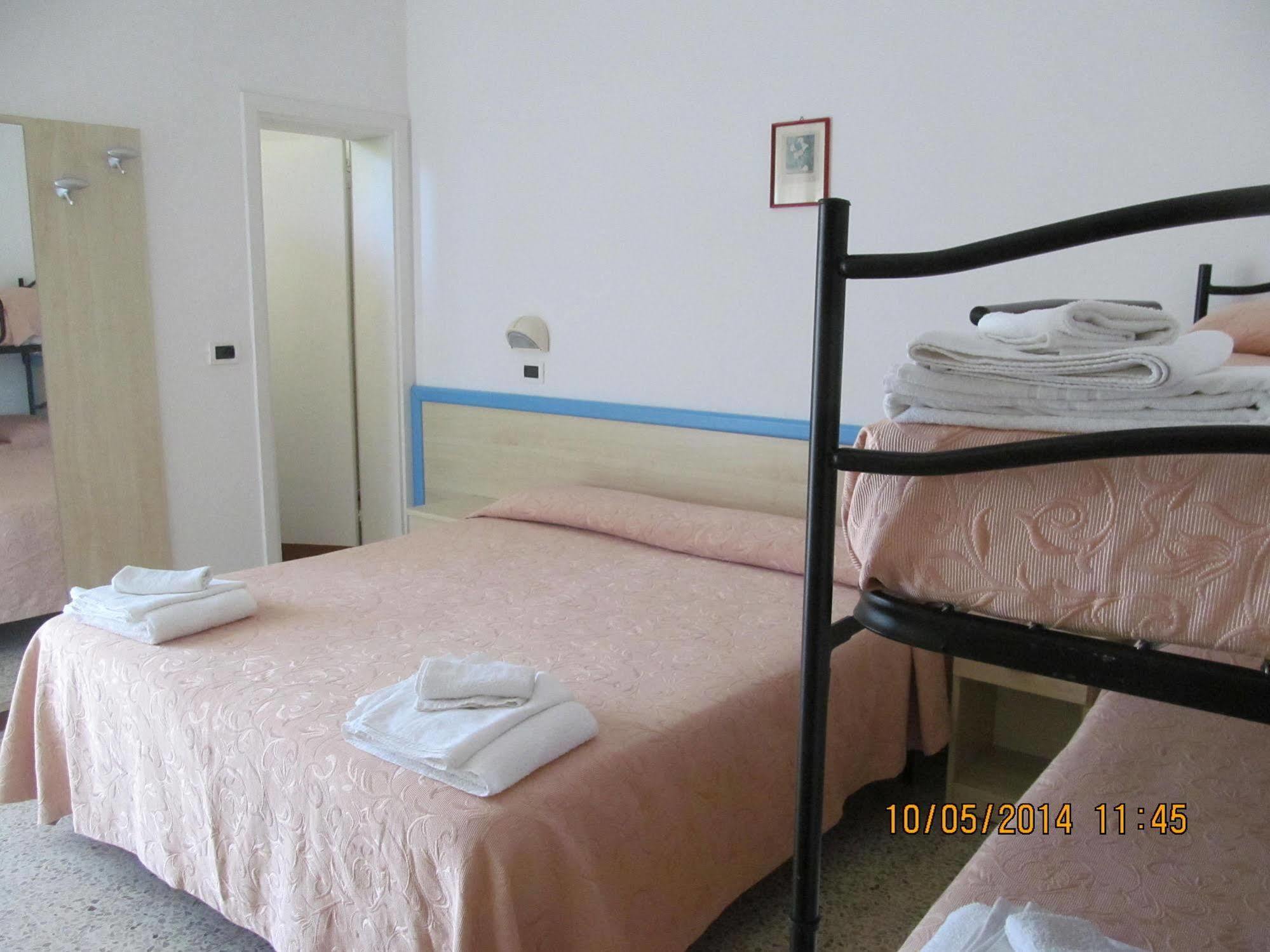 Hotel Edward Bellaria-Igea Marina Exterior photo